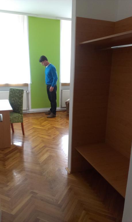 Guest House Villa Herbarium Slavonski Brod Zimmer foto