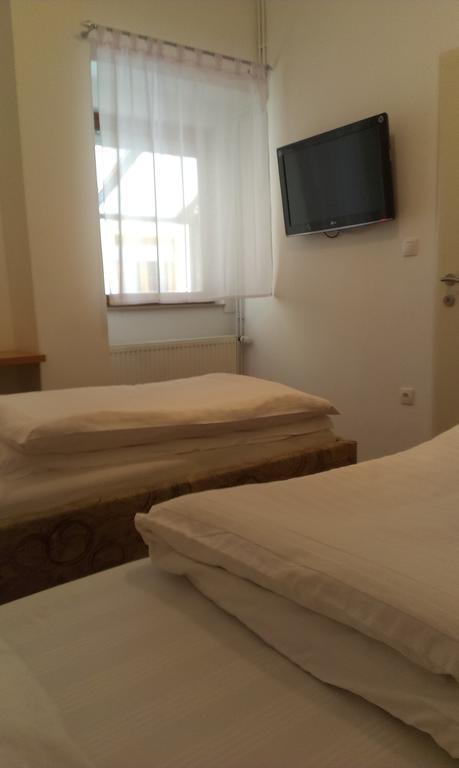 Guest House Villa Herbarium Slavonski Brod Zimmer foto