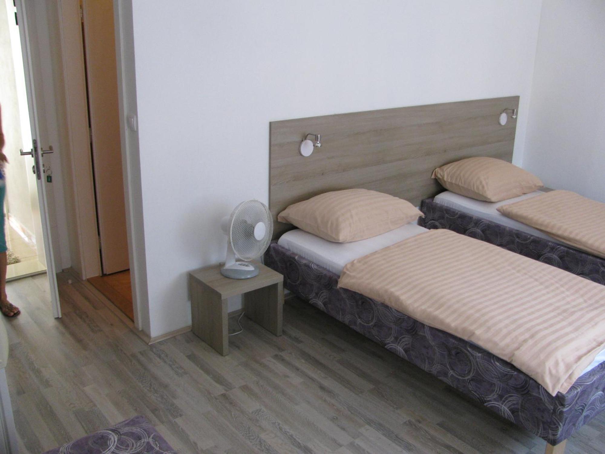 Guest House Villa Herbarium Slavonski Brod Zimmer foto