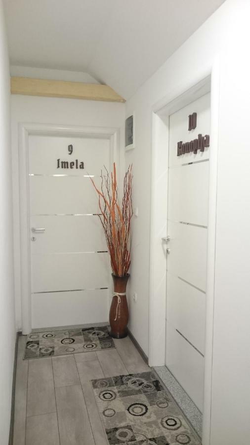 Guest House Villa Herbarium Slavonski Brod Exterior foto